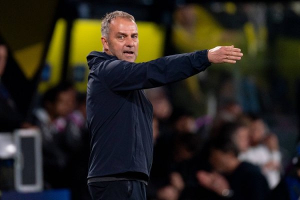 TA：巴萨前3轮让敌手获12次绝佳契机，弗里克觉得该让球员警觉